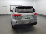 Used 2019 Toyota Highlander XLE image 6