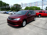 Used 2021 Chrysler Voyager Lxi image 3