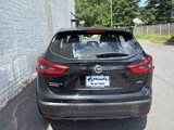 Used 2022 Nissan Rogue Sport S image 4