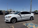 Used 2017 Ford Fusion SE w/ Fusion SE Technology Package image 5