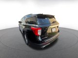 Used 2024 Ford Explorer Limited image 3