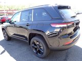 New 2025 Jeep Grand Cherokee Altitude image 3