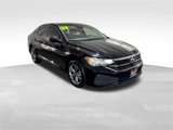Used 2024 Volkswagen Jetta SE image 3