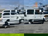 Used 2004 Ford E-350 and Econoline 350 XLT image 2