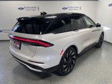 Used 2024 Lincoln Nautilus Reserve w/ Equipment Group 202A image 6