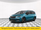 Used 2025 Chrysler Pacifica Limited image 2