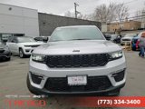 New 2025 Jeep Grand Cherokee Limited w/ Black Appearance Package image 2