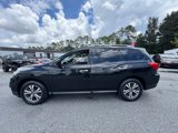 Used 2019 Nissan Pathfinder SV image 4