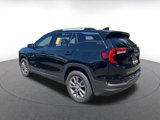 Used 2024 GMC Terrain SLT image 5