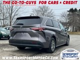 Used 2021 Toyota Sienna LE image 3