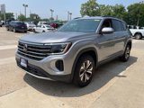 New 2025 Volkswagen Atlas SE image 2