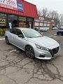 Used 2022 Nissan Altima 2.5 SR image 2