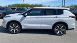 New 2025 Mitsubishi Outlander SE image 4