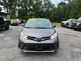 Used 2020 Toyota Sienna LE image 2