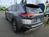 Used 2021 Nissan Rogue SV image 3