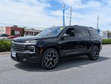 New 2025 Chevrolet Traverse High Country image 2
