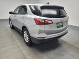 Used 2020 Chevrolet Equinox LT w/ Driver Convenience Package image 5