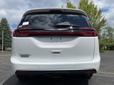New 2025 Chrysler Pacifica Pinnacle image 5