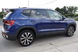 Used 2023 Volkswagen Taos SE image 4