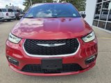 New 2026 Chrysler Pacifica Select image 3