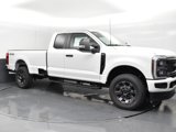 New 2025 Ford F350 4x4 SuperCab Super Duty image 3