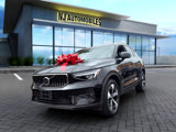 Used 2025 Volvo XC40 B5 Plus image 3