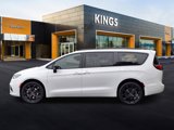 New 2025 Chrysler Pacifica Limited image 3