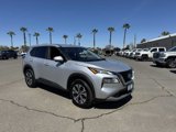 Used 2023 Nissan Rogue SV image 2