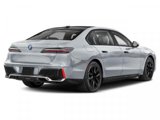 New 2026 BMW 750e xDrive image 2