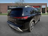 New 2025 Nissan Pathfinder Platinum w/ Cargo Package image 5