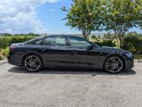 New 2025 Audi A8 L 3.0T image 3