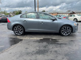 Used 2018 Volvo S60 T5 Dynamic image 5