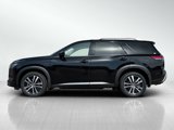 New 2025 Nissan Pathfinder Platinum image 4