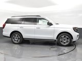 New 2025 Ford Expedition Active image 4