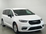 New 2025 Chrysler Pacifica Select image 3