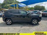 Used 2022 Jeep Compass Trailhawk w/ Trailhawk Elite Group image 4