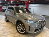 Used 2024 BMW X5 xDrive40i w/ Premium Package image 3