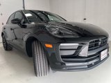Used 2025 Porsche Macan T image 3