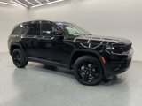 Used 2025 Jeep Grand Cherokee Laredo image 2