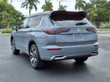 New 2025 Mitsubishi Outlander SEL image 3