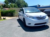 Used 2014 Toyota Sienna XLE image 3