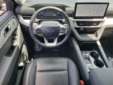 Used 2025 Ford Explorer Active w/ Active Comfort Package image 4