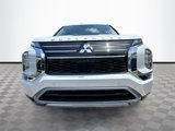 New 2025 Mitsubishi Outlander SE image 2