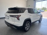 Used 2025 Chevrolet Equinox LT image 4