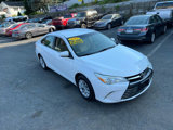 Used 2015 Toyota Camry SE image 2
