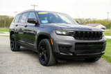 Used 2023 Jeep Grand Cherokee L Laredo image 4
