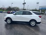 Used 2024 Chevrolet Equinox LT image 2