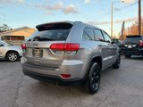 Used 2017 Jeep Grand Cherokee Laredo w/ Quick Order Package 2BE image 5