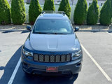 Used 2017 Jeep Grand Cherokee Altitude image 3