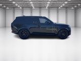Used 2025 Land Rover Range Rover SE image 4